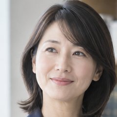 担当弁護士の顔写真（架空の人物）